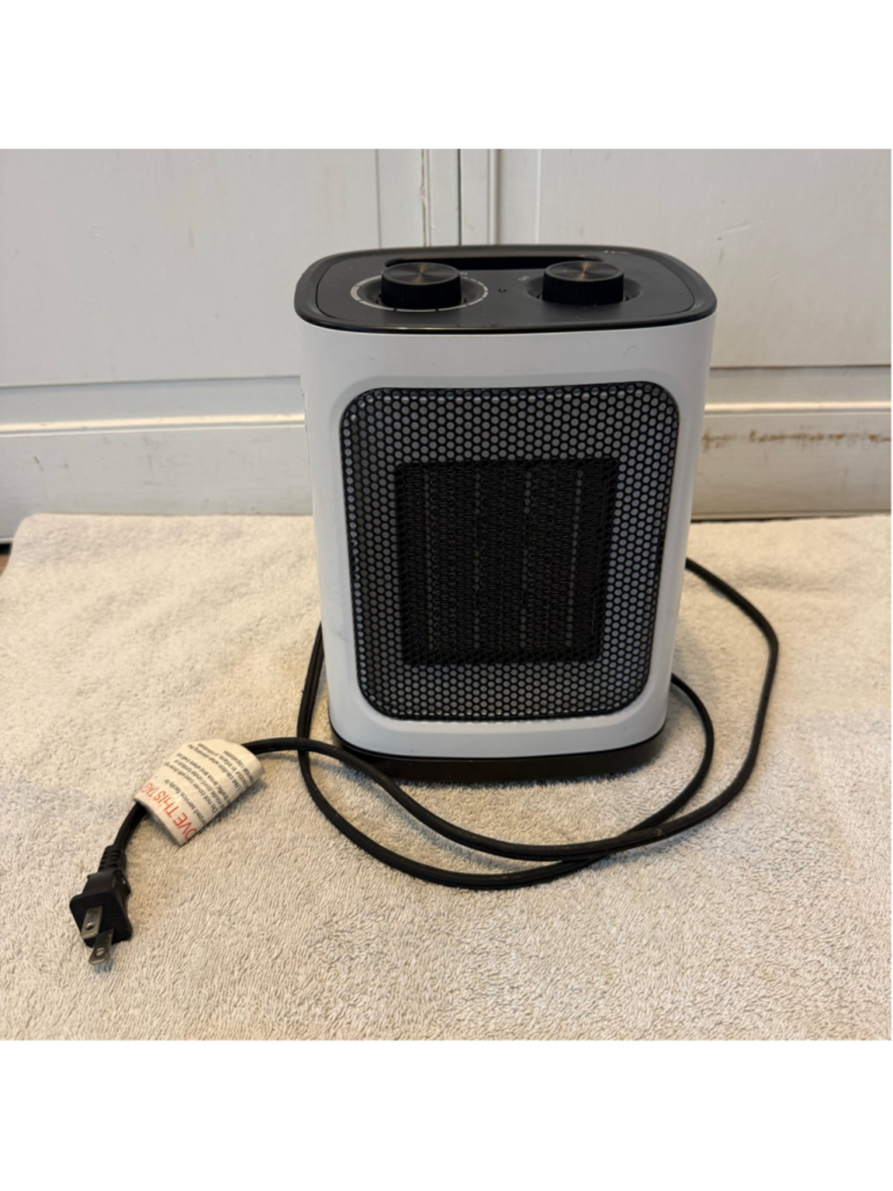 Kismile ZFH006 1500W Portable Ceramic Space Heater White Tested Works Good